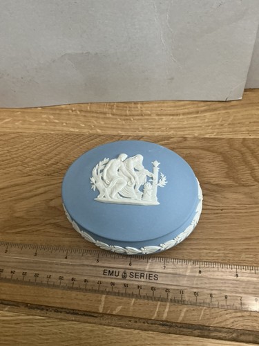Wedgewood jasperware blue oval - wedgewood,