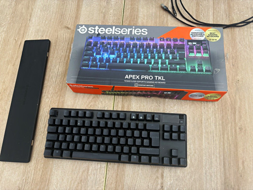 Steelseries apex pro tkl wired - tkl,