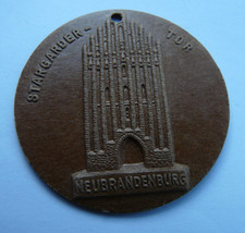 WW2 German WHW Donation Badge