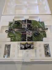 Hawthorne Village "Summer