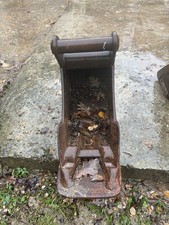 7”  excavator bucket to suit