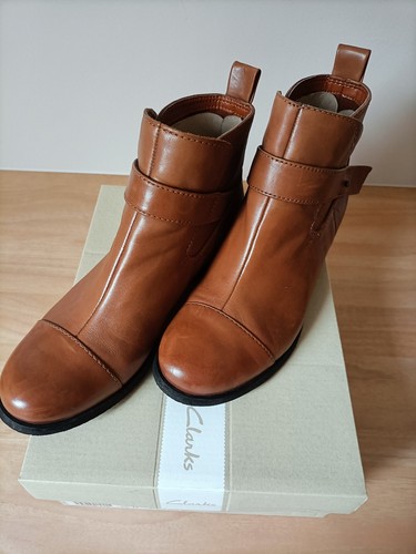 Ladies clarks dark tan leather - ladies,
