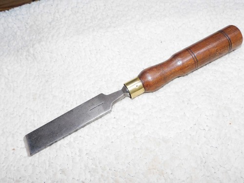 Vintage hardwood handled - vintage, 1"