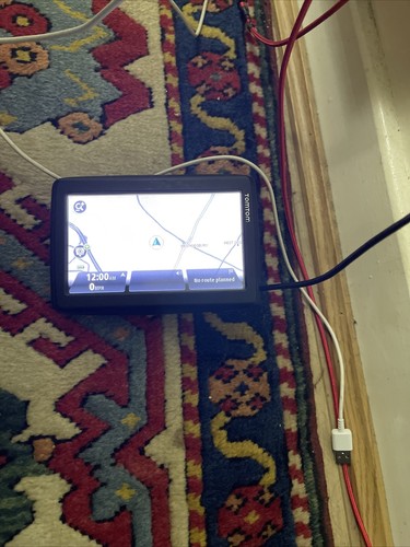 Tomtom 4en52 z1230 sat nav - sat,