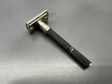 (1) VINTAGE GILLETTE BLACK