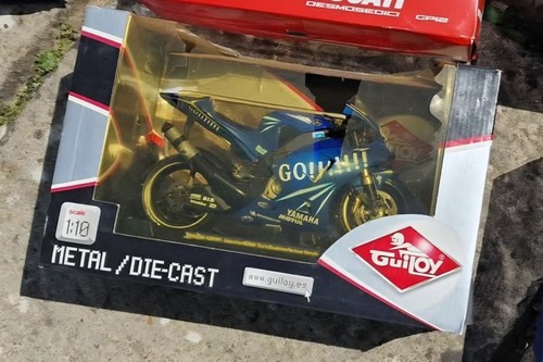 Guiloy yamaha yzr m1 - 1/10,