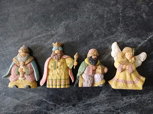 Sculpture figurine - sculpture,
