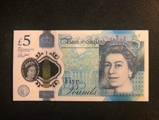 AA 23 000 059  5 pound note. Unc