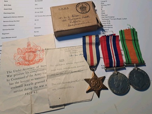 Ww2 medal group box of - group, issue