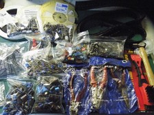 SMALL JOB LOT OF ELECTRONIC COMPONENTS 301125   2.6 kilos