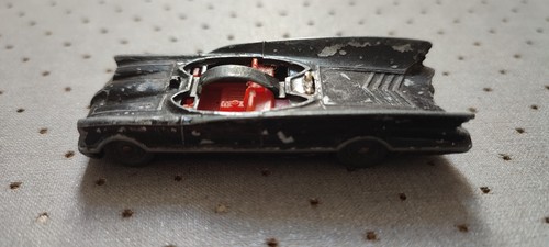 Vintage husky diecast - husky,