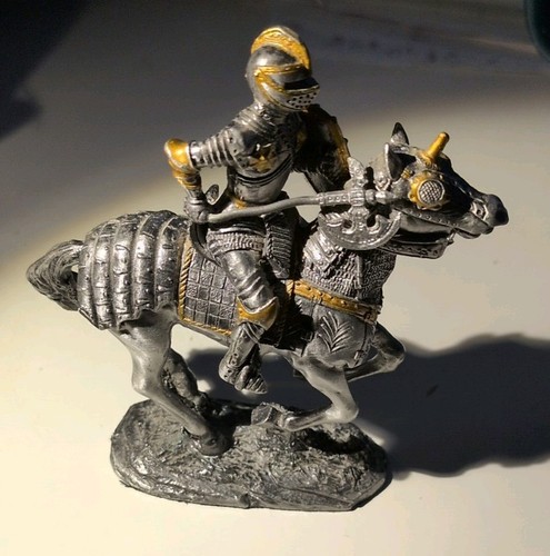 Heavy pewter veronese knight - heavy,