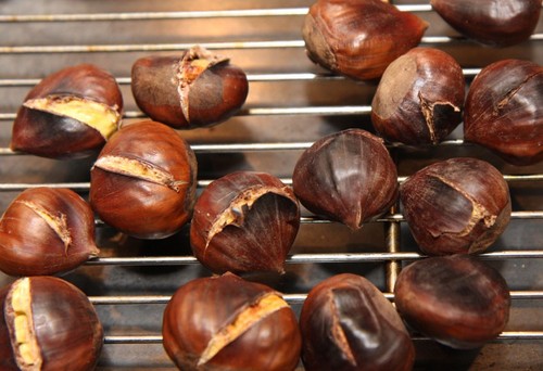 Chestnuts sweet organic - chestnuts,