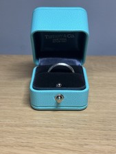 AUTHENTIC PLATINUM TIFFANY & CO WEDDING BAND RING IN ORIGINAL BOX SIZE 63