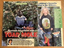 Alan Dart MR MOLE TOY & Mr Toad Sweater Wind in The Willows Knitting Patterns