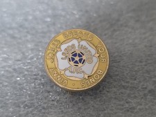 Leeds United FC SC LUFC Pin Badge Elland Road Utd White  Rare Leeds Vinny Jones