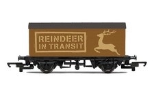 Hornby R60053 Santa's Reindeer Wagon OO Gauge