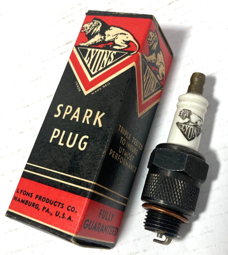 Vintage lyons spark plug - lyons,