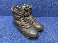 SIZE UK 10M - Altberg Defender