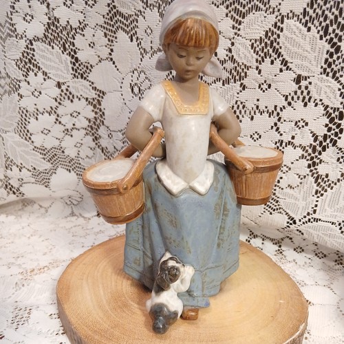 Lladro step aside - girl, with