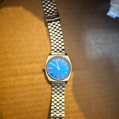 Nixon time teller - time,