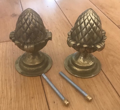 Vintage brass heavy finial - heavy,