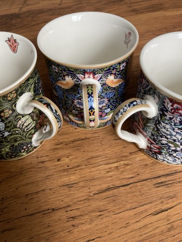 William morris strawberry - william,
