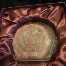 The Queen's 2002 Golden