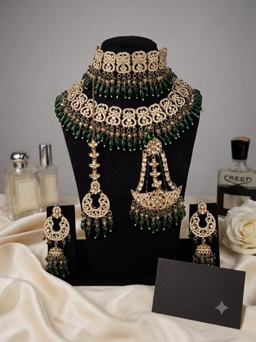 Gold tone dark green - tone, main