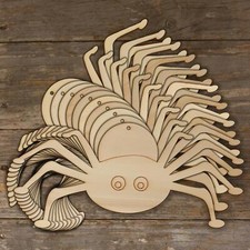 10x Wooden Spider Hanging