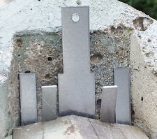 2 off Fencing Rattling Fence