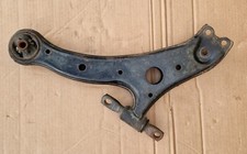 TOYOTA ESTIMA 2000-2005