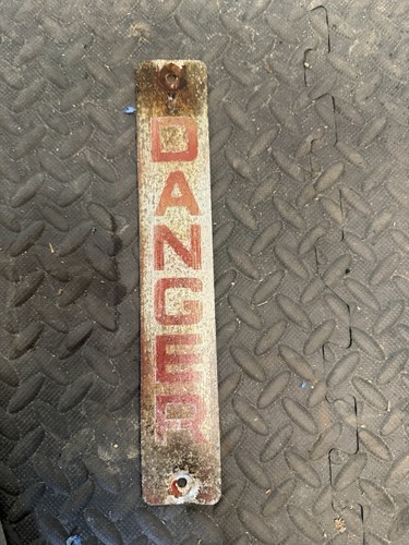 Vintage metal manweb danger - metal,