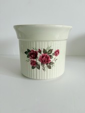 Vintage cream ceramic - cream,