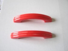 2 Vintage Deco Bakelite