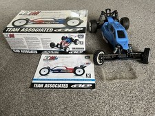 RC10 B5M 1/10 Rc Off Road Racing Car Great Used Condition, Rolling Chassis