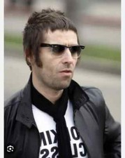 Liam gallagher ray bay