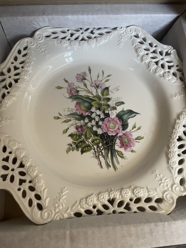 Royal creamware plates - creamware, 4x
