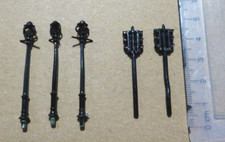 3 Gas Lamps 2 Traffic Lights