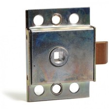 TRIUMPH BOOT TRUNK LATCH CATCH