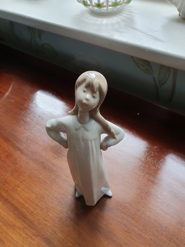 Perfect lladro girl stretching - lladro,