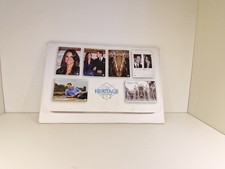 ROYAL HERITAGE COLLECTION SET