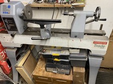 Woodturning Lathe. Lovely swivel headstock lathe 2hp motor 240v. In V Good