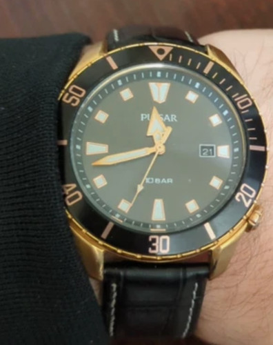 Mens pulsar quartz watch - quartz,