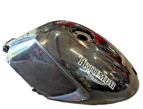 Triumph fuel tank - tank,