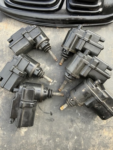 Headlamp adjuster levelling - headlamp,
