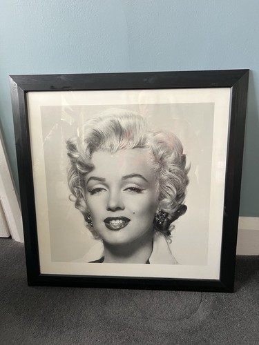 Marilyn monroe wooden framed - monroe,