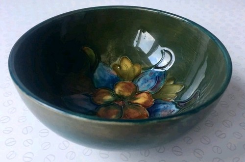 William moorcroft columbine - moorcroft,