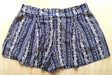 LADIES TU SIZE 14 DARK NAVY BLUE & WHITE PATTERNED FLIPPY PULL ON SHORTS