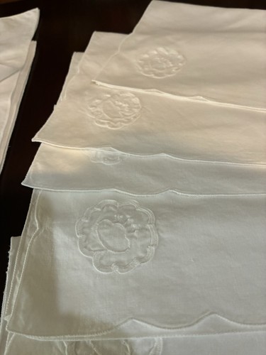 Vtg white napkins - white, set